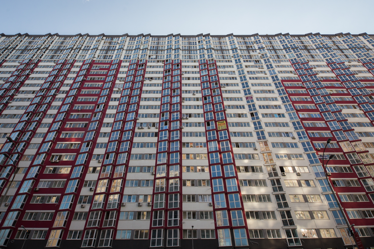 Мораторій на стягнення житла за валютними кредитами: захист позичальників або ведмежа послуга