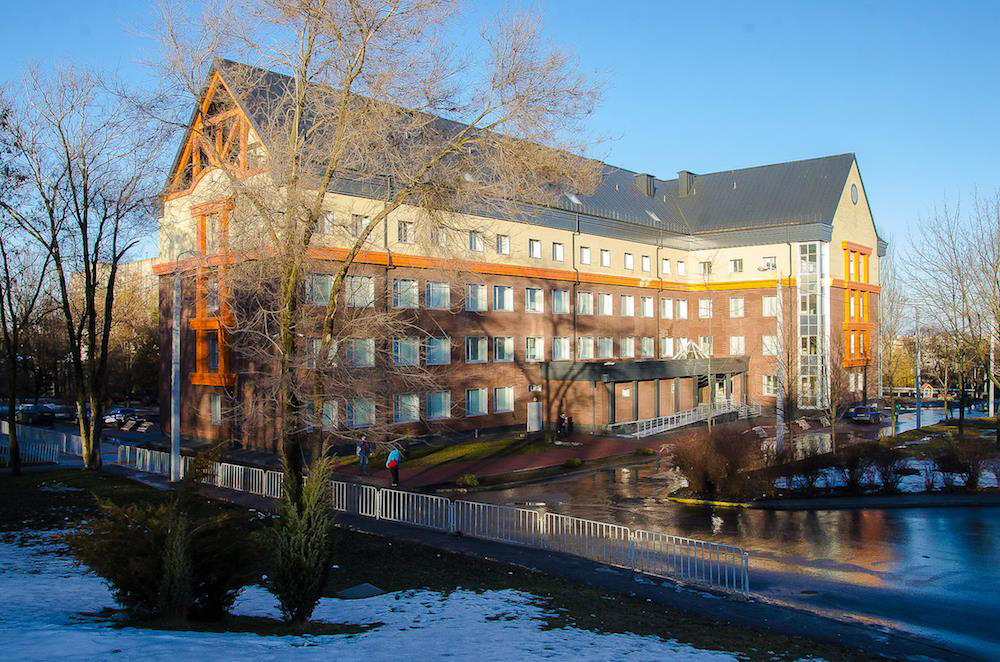 Що може зробити голова ОДА за 4 роки: досвід Валентина Резніченка