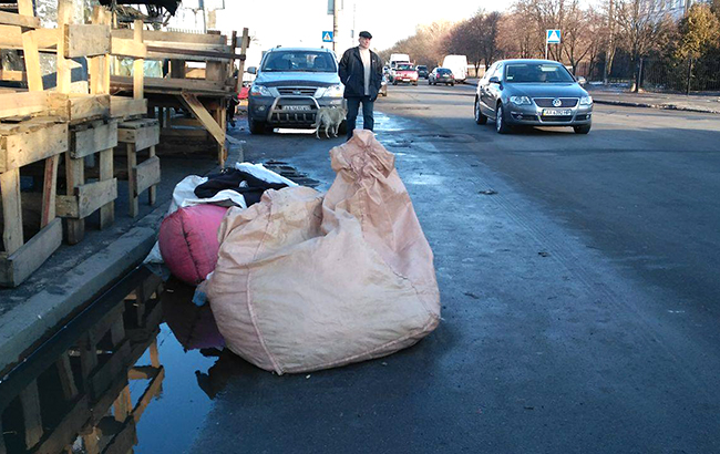 чому зносять МАФи і горять ринки в столиці