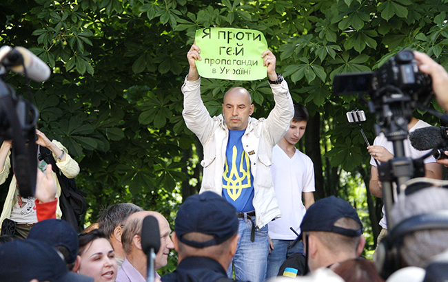 П'ятсот метрів рівності: як вдалося провести ЛГБТ-марш у Києві без крові
