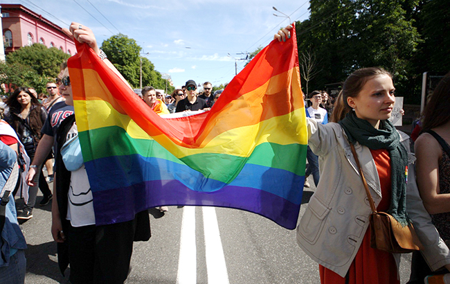 П'ятсот метрів рівності: як вдалося провести ЛГБТ-марш у Києві без крові