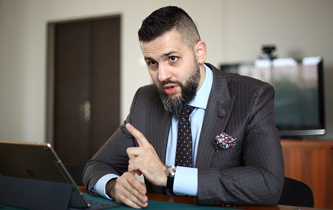 Максим Нефьодов: Фонд госимущества не умеет продавать предприятия