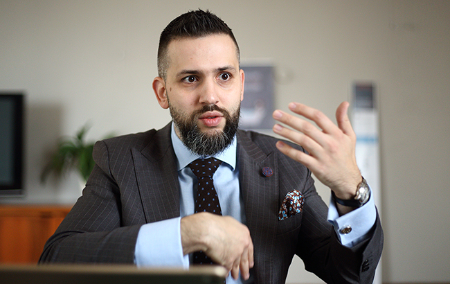 Максим Нефьодов: Фонд госимущества не умеет продавать предприятия