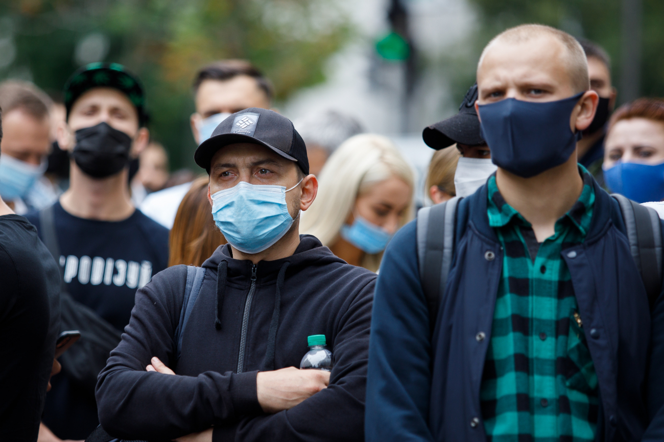 Эпидемия ограничений: как власти и гражданам избежать полного карантина