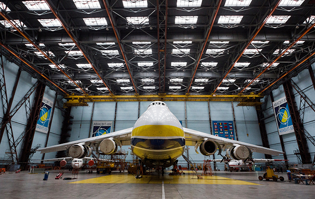 Руководитель "Авиалиний Антонова": Чтобы принимать лоукостеры, нам необходим примерно миллиард гривен