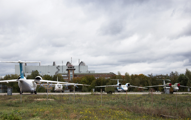 Руководитель "Авиалиний Антонова": Чтобы принимать лоукостеры, нам необходим примерно миллиард гривен