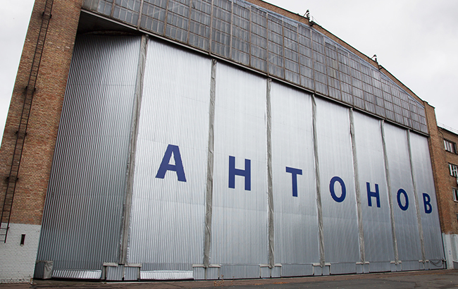 Руководитель "Авиалиний Антонова": Чтобы принимать лоукостеры, нам необходим примерно миллиард гривен