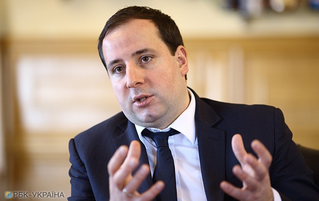 Олександр Саєнко: Не є правильним рішенням підвищувати зарплати держслужбовцям без підвищення ефективності їхньої роботи