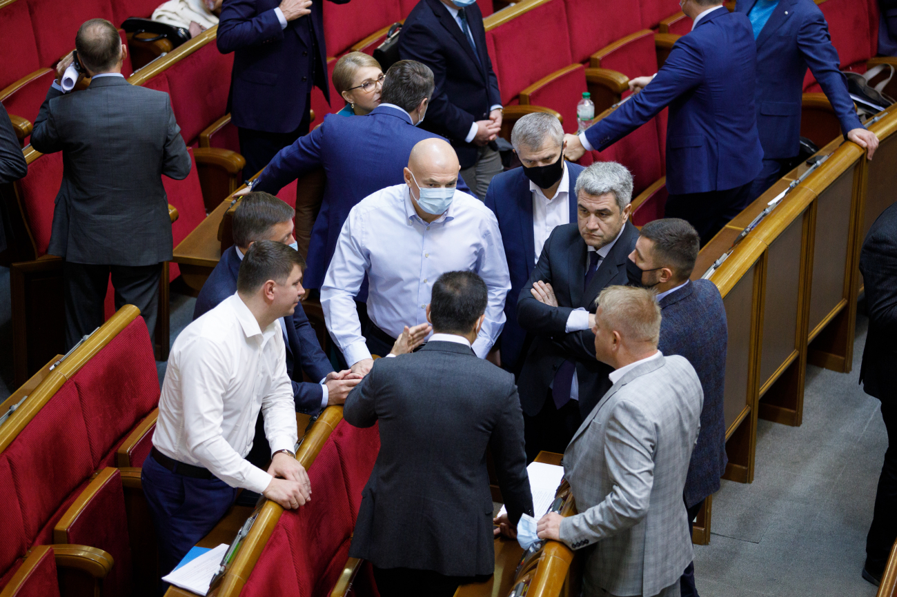 Спроба номер п'ять. Навіщо влада хоче продовжити особливий статус ОРДЛО