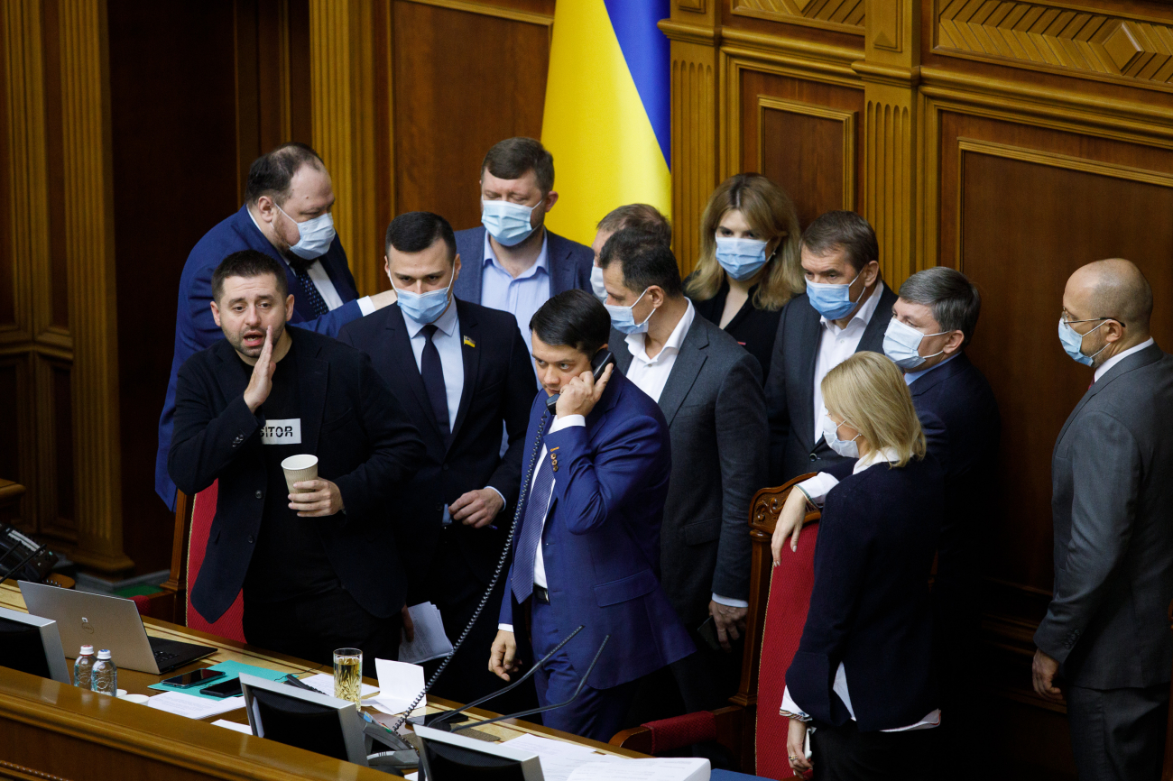 Спроба номер п'ять. Навіщо влада хоче продовжити особливий статус ОРДЛО