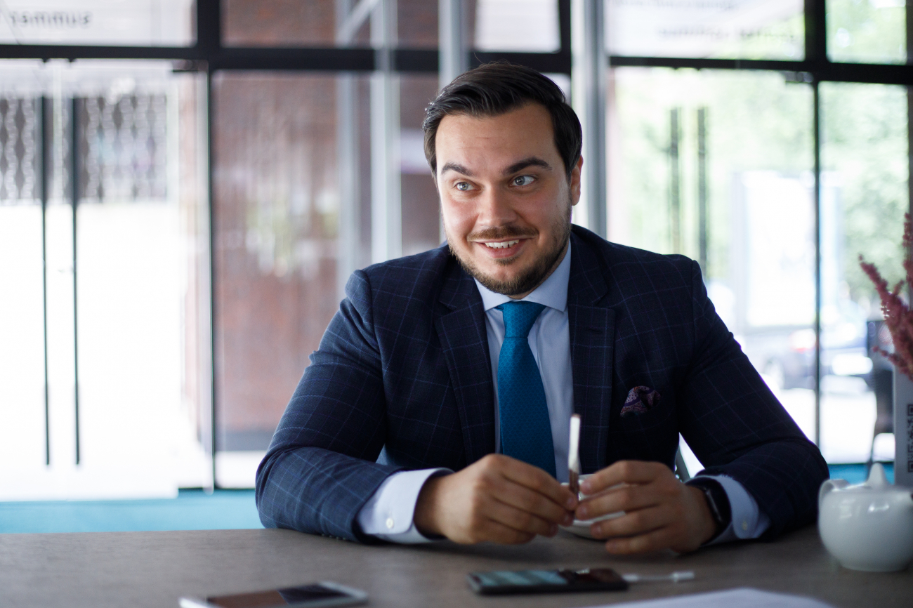 Дмитрий Наталуха: Мы не можем с закрытыми глазами подписывать все, на чем есть штамп ЕС