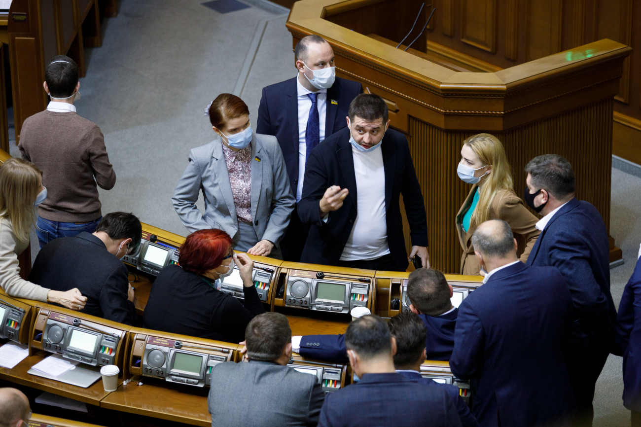 Робота над помилками: як Рада розбирається з наслідками скандальних рішень КСУ