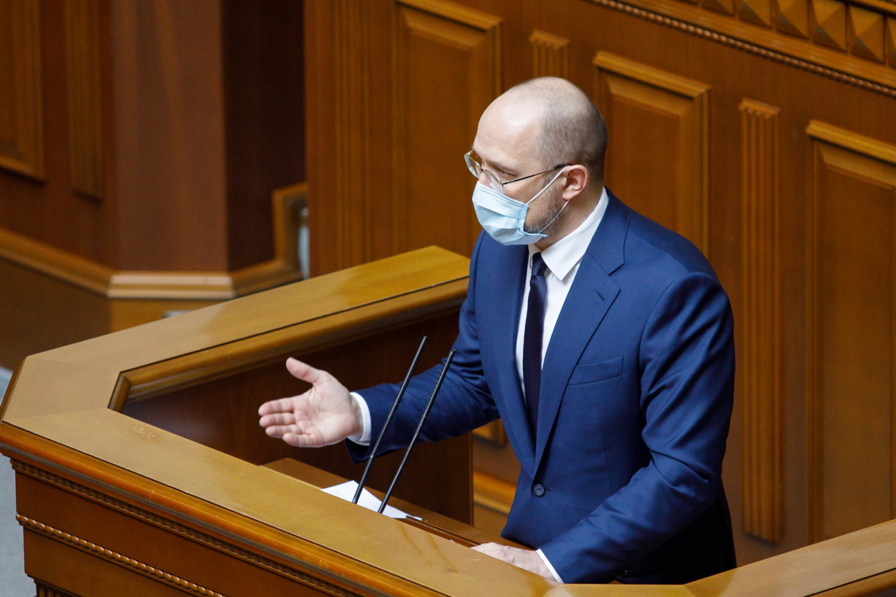 Бунт "червоної зони". Чим влада відповість на саботаж карантину в регіонах