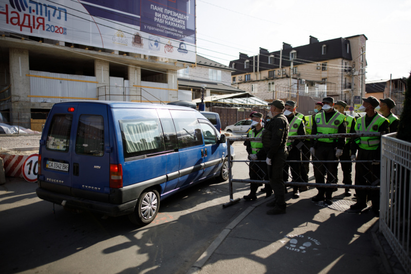 "Ми страждали достатньо". Як хасиди в Умані відзначають Рош ха-Шана під час пандемії