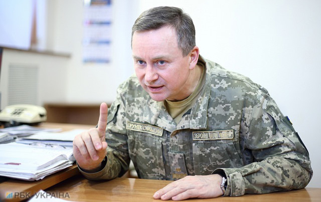 Генерал-майор ВСУ Олег Грунтковский: "Около 30% суицидов в армии происходит в АТО"