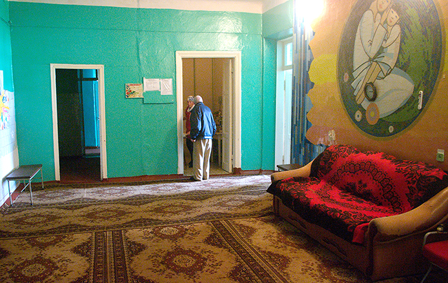 Пока гром не грянет: в каких условиях живут постояльцы домов престарелых