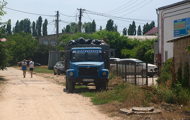 Пляжі в Україні: як місцева влада і бізнес ділять Залізний Порт
