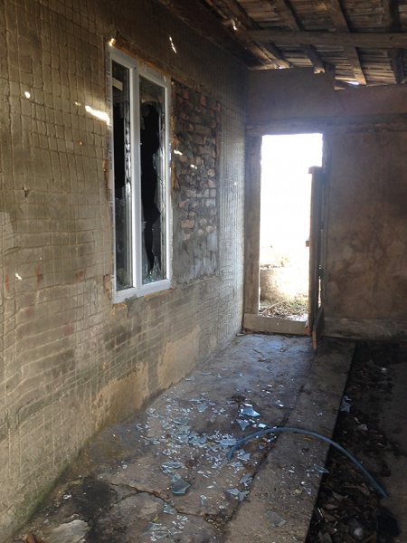 Въезд цыганам запрещен: как живут ромы после летних погромов в Лощиновке