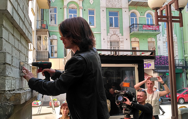 в Україні почали увічнювати репресованих в СРСР