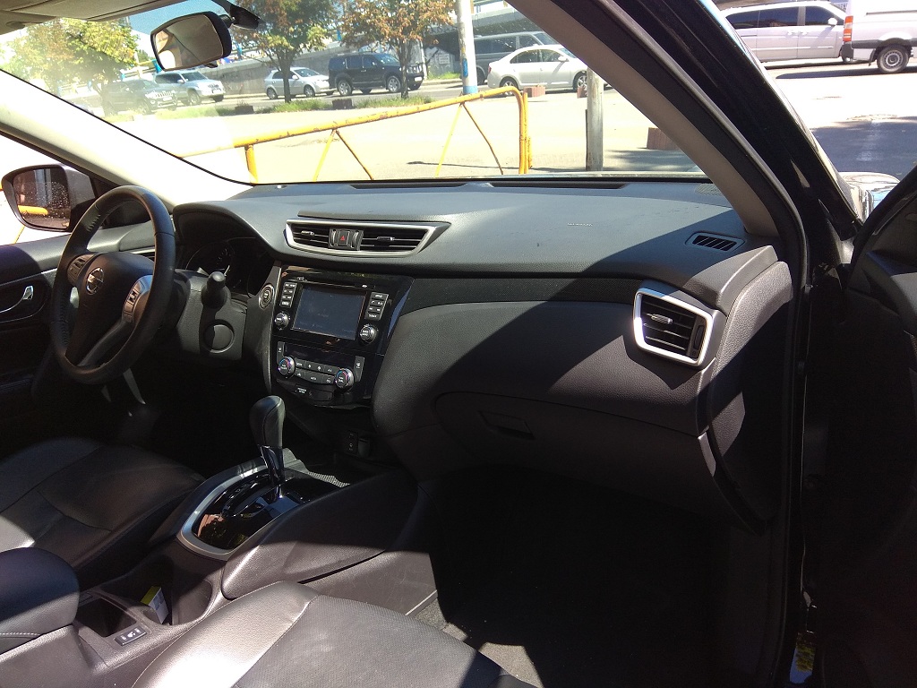 Железнодорожный дефицит: почему пассажирам в Украине не хватает билетов на поезда