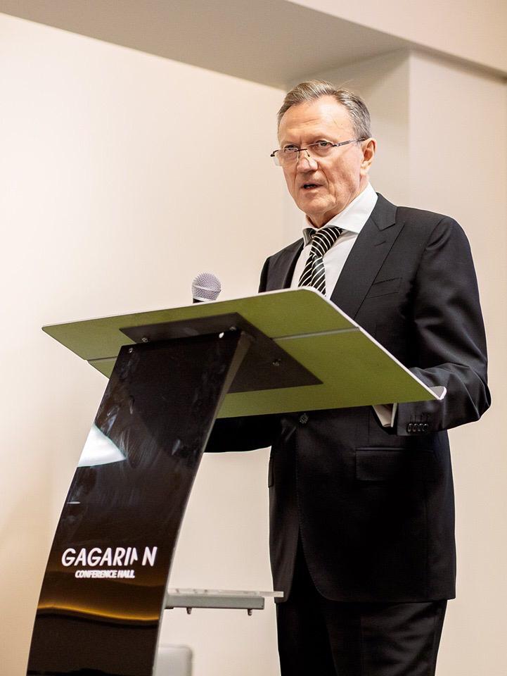 Валерий Запорожан: медреформа не делается из кабинета чиновника, который в поликлинике не был 20 лет