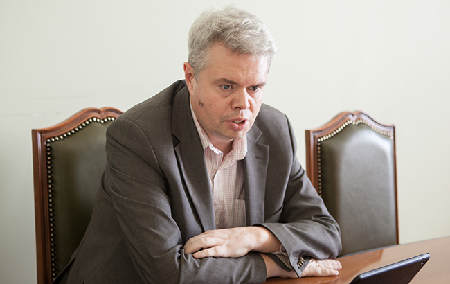 Дмитро Сологуб: Якщо програма МВФ не відновиться до липня, це не означає, що одразу все стане погано