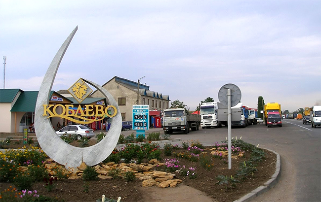 Пляжи в Украине: кто съедает побережье в Коблево