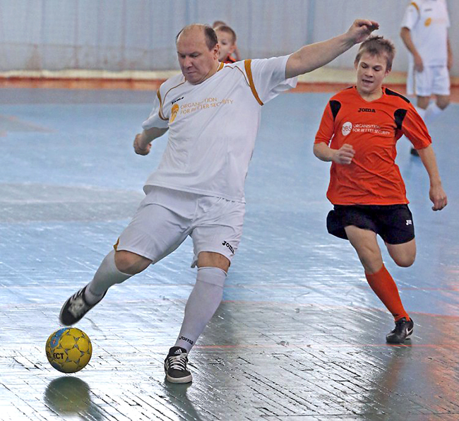 Виктор Леоненко: Если сейчас уволить Реброва, это будет непрофессиональный подход Суркиса