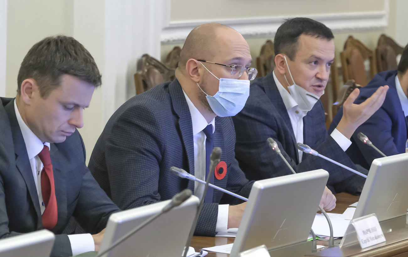 Ліміт перевищено. Чи варто Кабміну Шмигаля ще більше набирати боргів