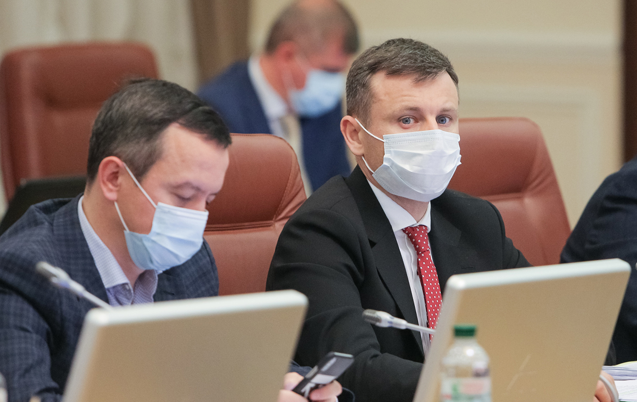 Неудачные кадры: почему во власти снова заговорили о громких отставках