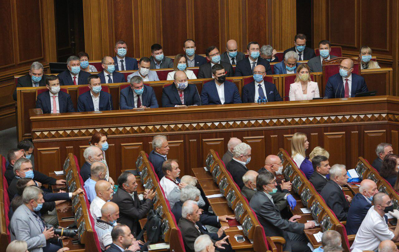 Неудачные кадры: почему во власти снова заговорили о громких отставках