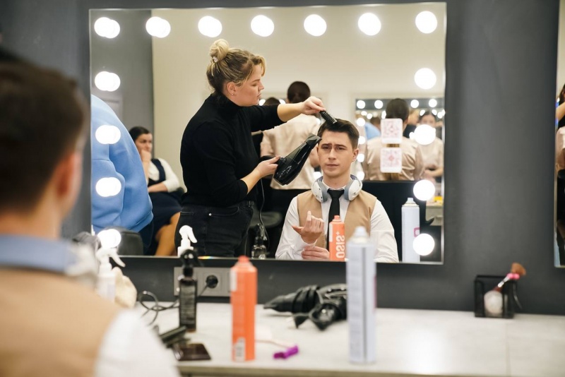 &quot;Наш бизнес уничтожили, но мы не сдаемся&quot;. Как в Украине работает студия для live-гемблинга