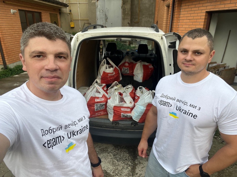 Миллиарды в помощь. Как бизнес стал надежным тылом для армии и государства