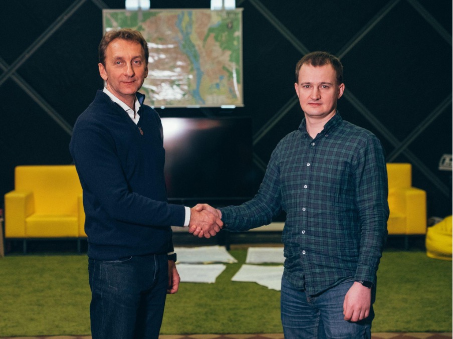 Пліч-о-пліч з Україною. Про найважливіші програми підтримки ЗСУ та населення від бізнесу у 2023 році