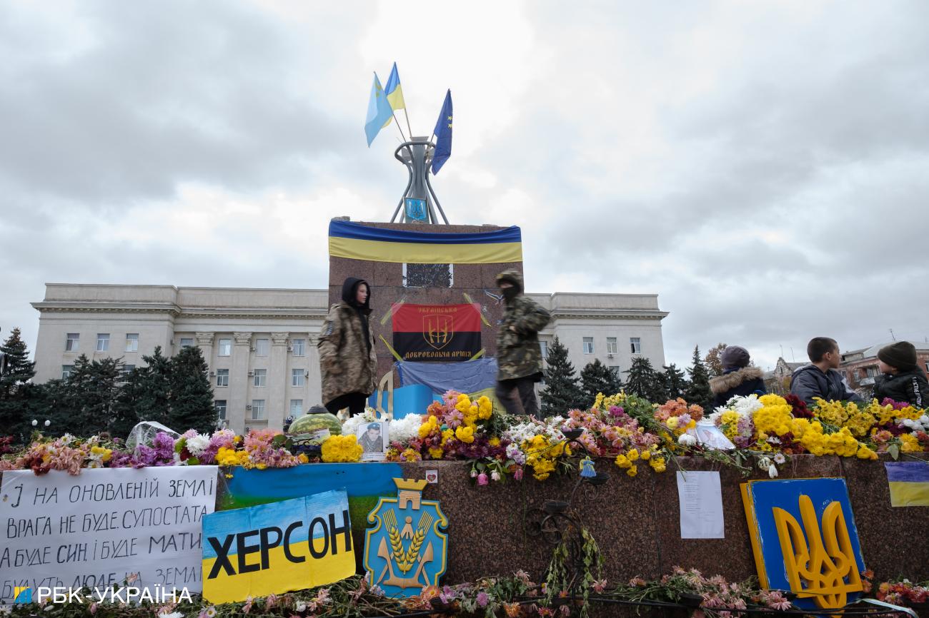 От УНР до распада &quot;совка&quot;. Факты о флаге Украины, которые мало кто знает