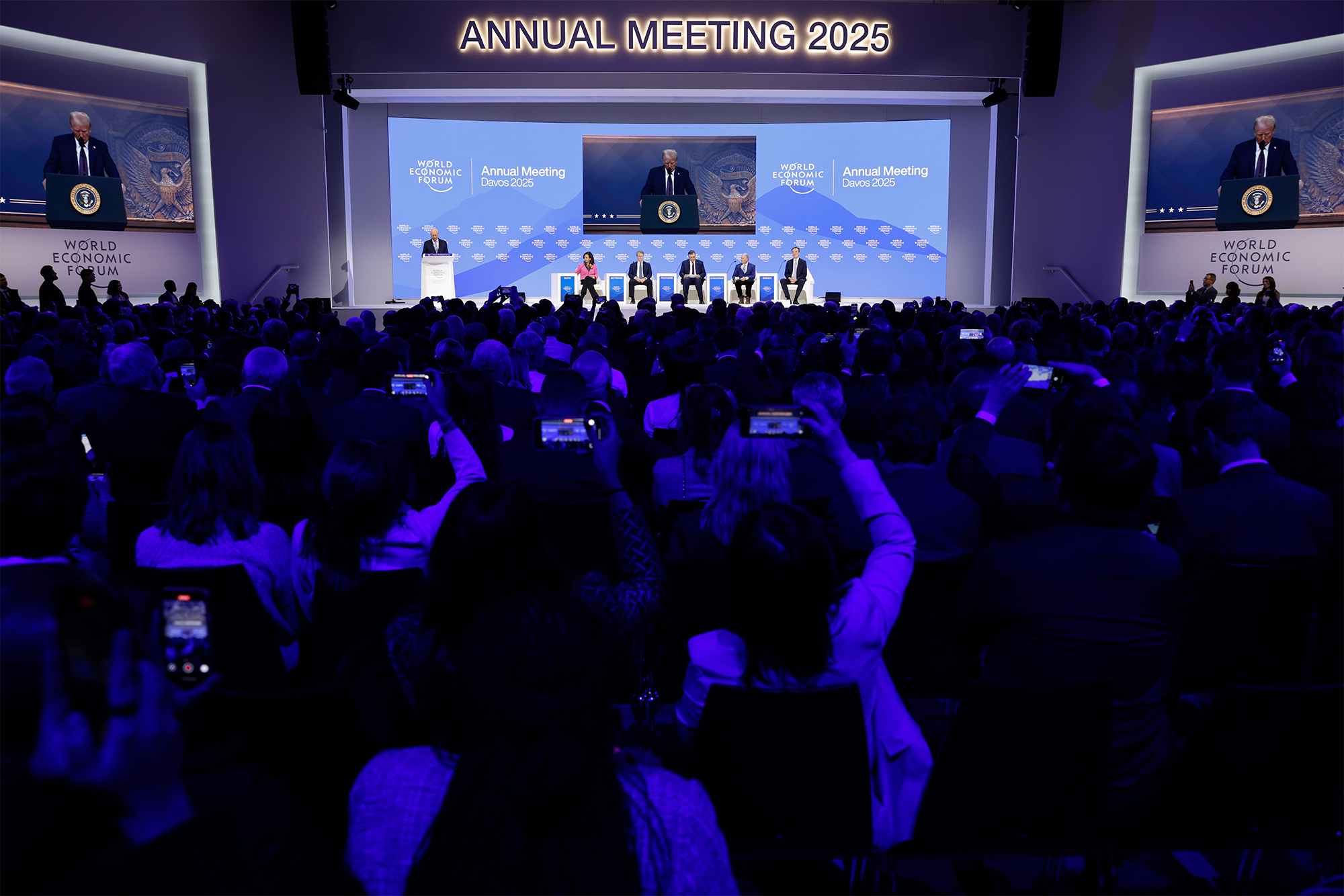 Три ключових теми Давосу-2025: штучний інтелект, повернення Трампа і війна в Україні