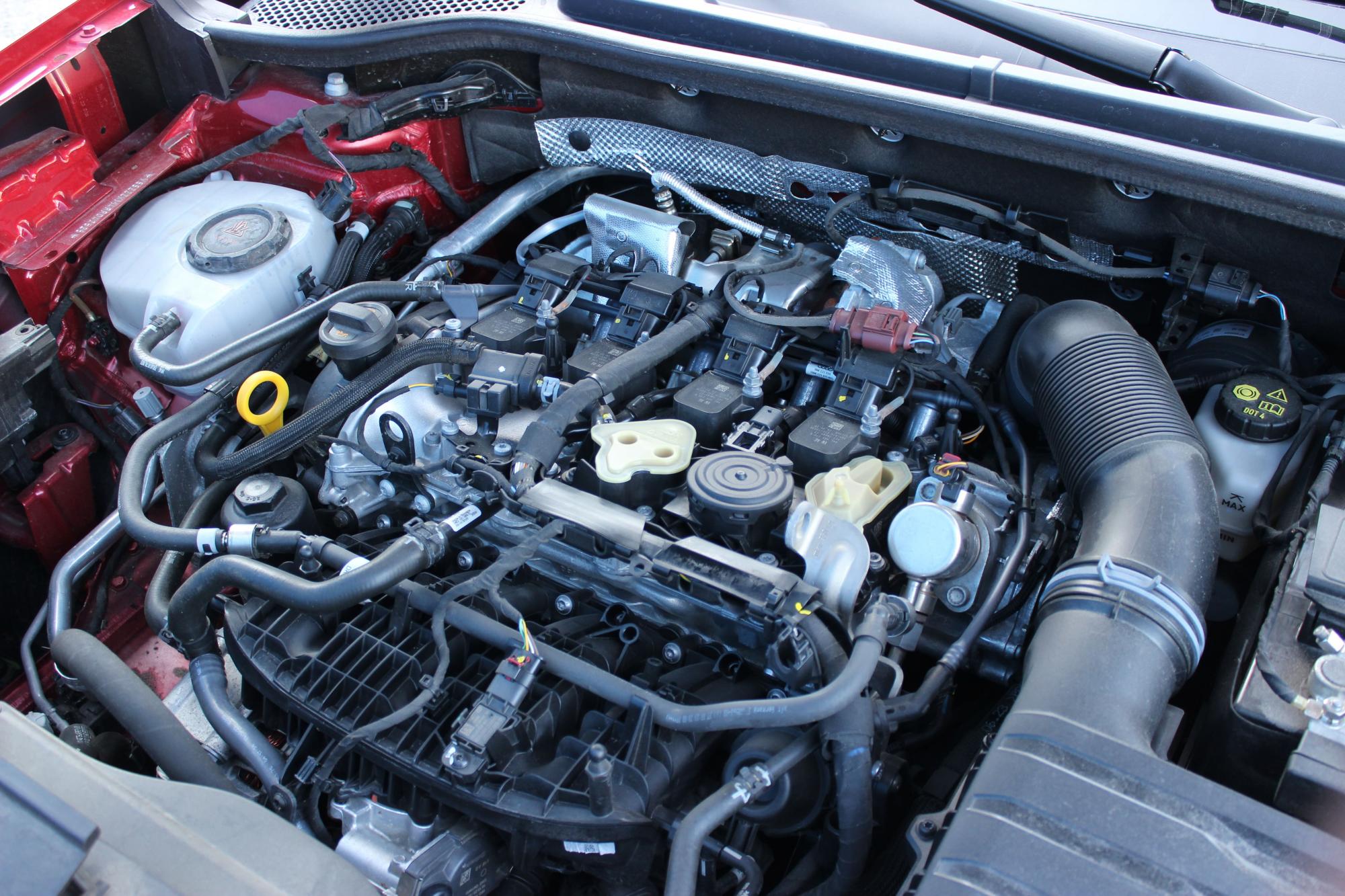 Тест-драйв Cupra Formentor: переваги та недоліки спортивного кросовера