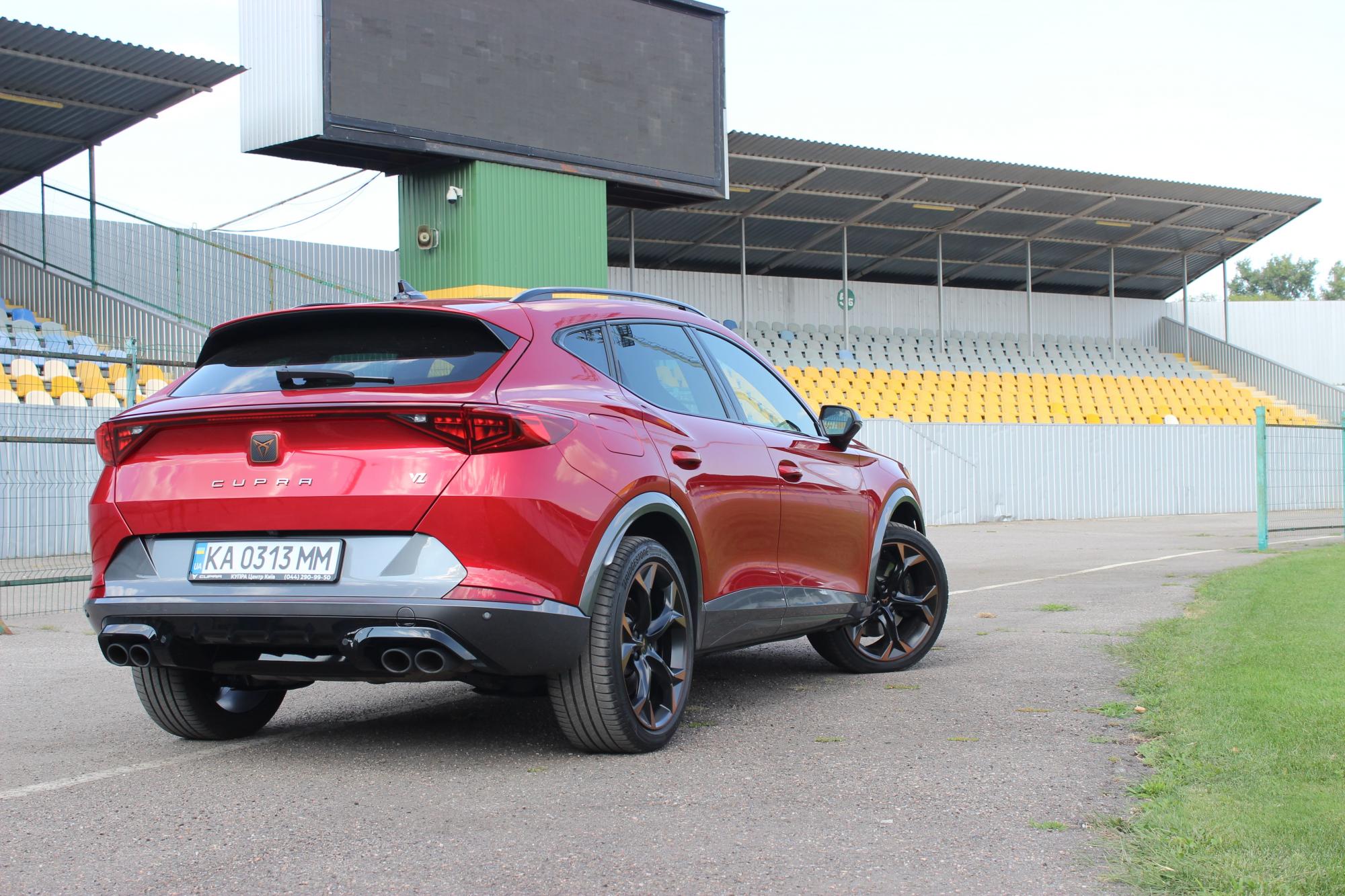 Тест-драйв Cupra Formentor: переваги та недоліки спортивного кросовера