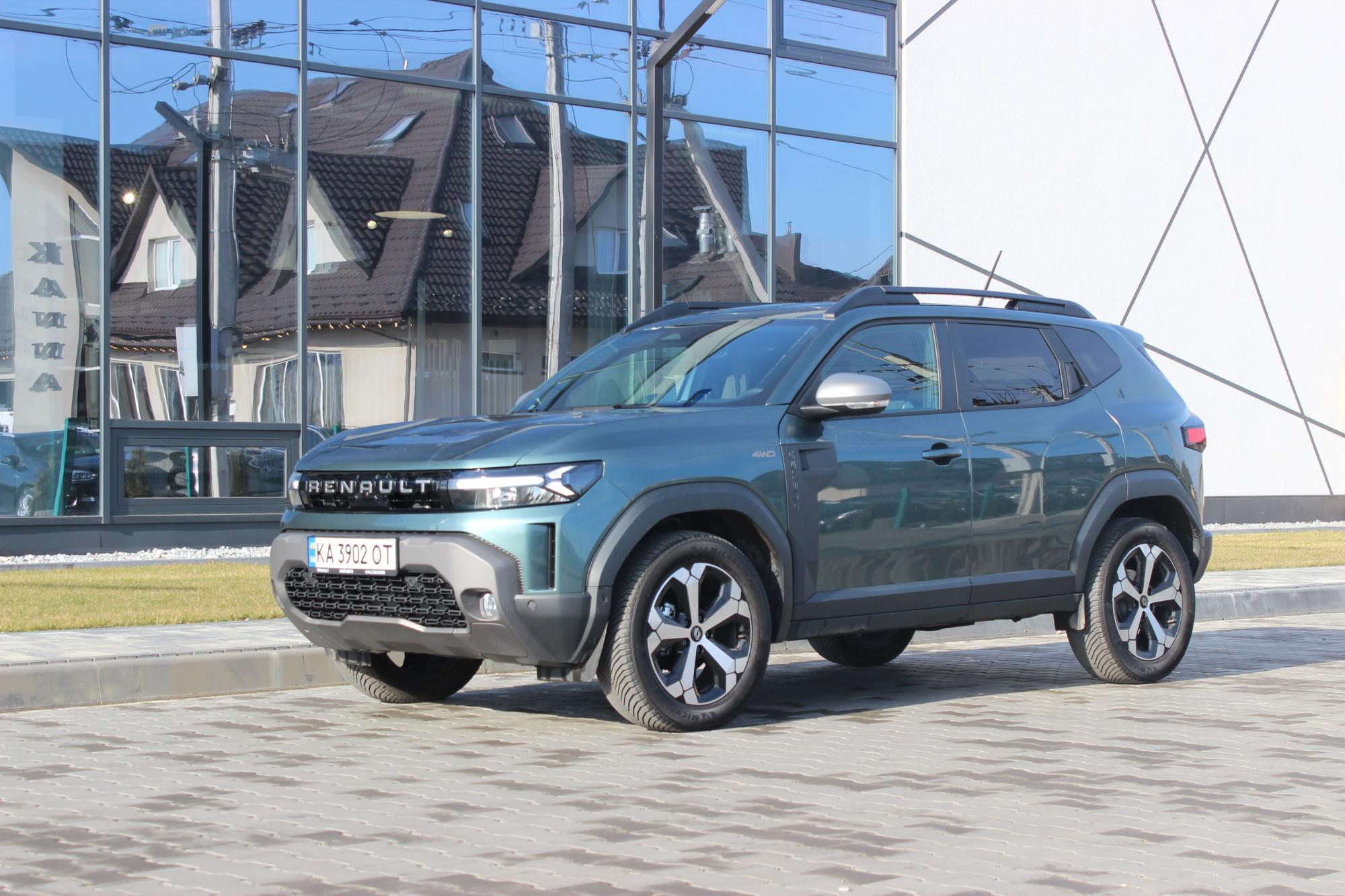 Тест-драйв нового Renault Duster: популярний кросовер перетворили на гібрид