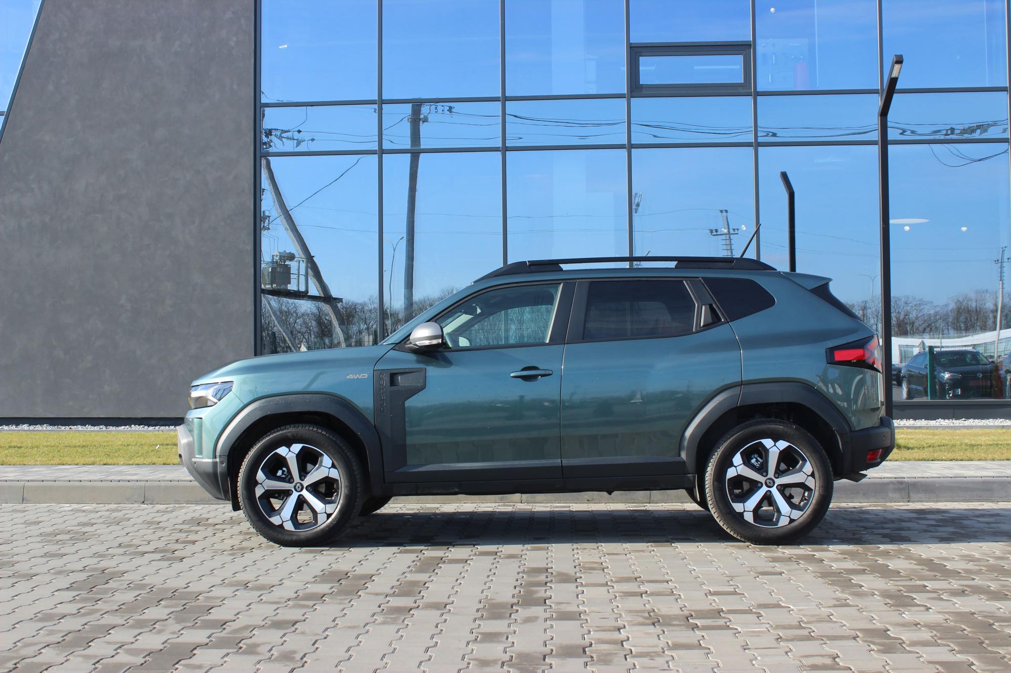 Тест-драйв нового Renault Duster: популярний кросовер перетворили на гібрид