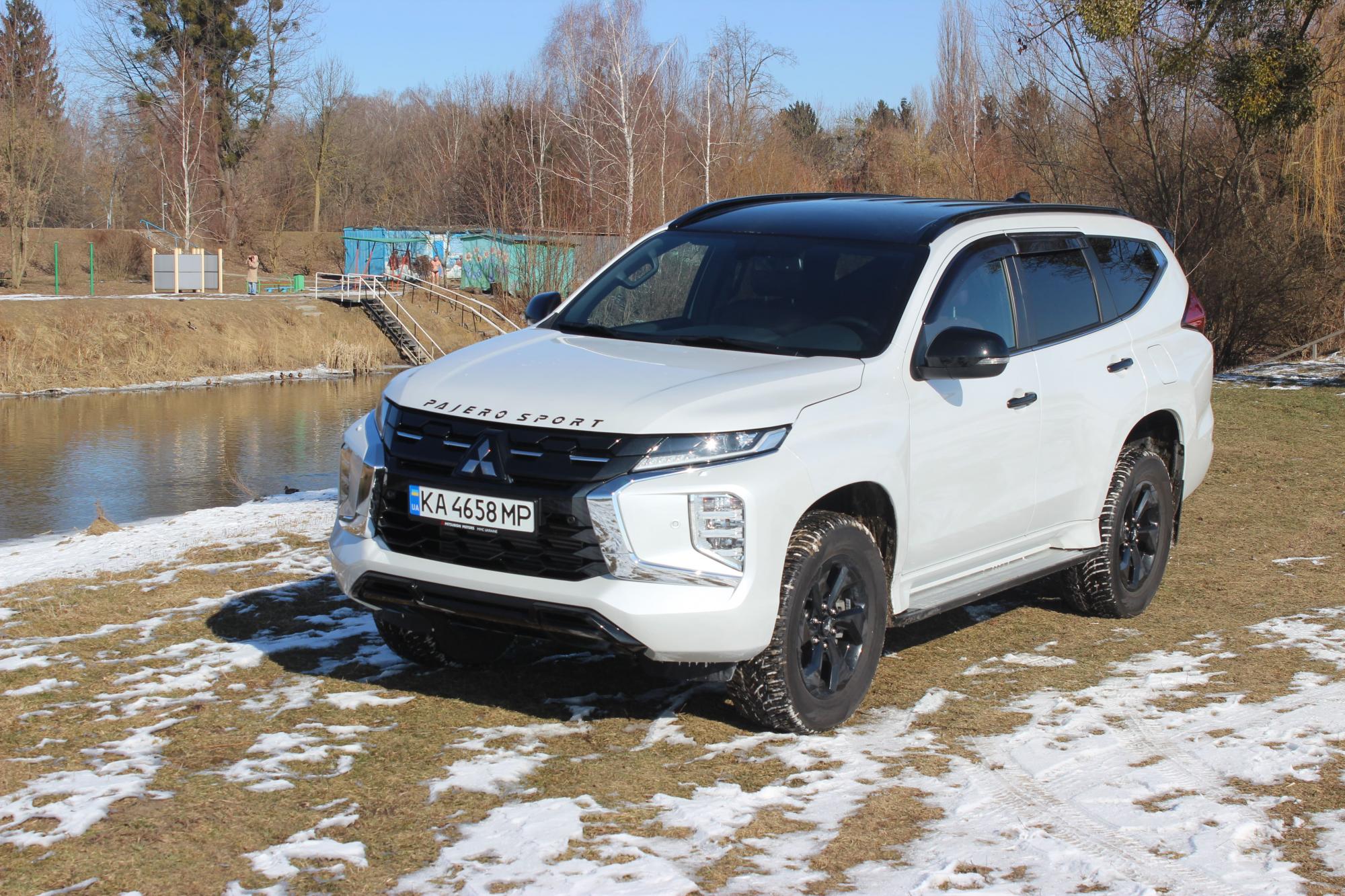 Тест-драйв Mitsubishi Pajero Sport: позашляховик, що зберіг "раму" та справжній повний привід