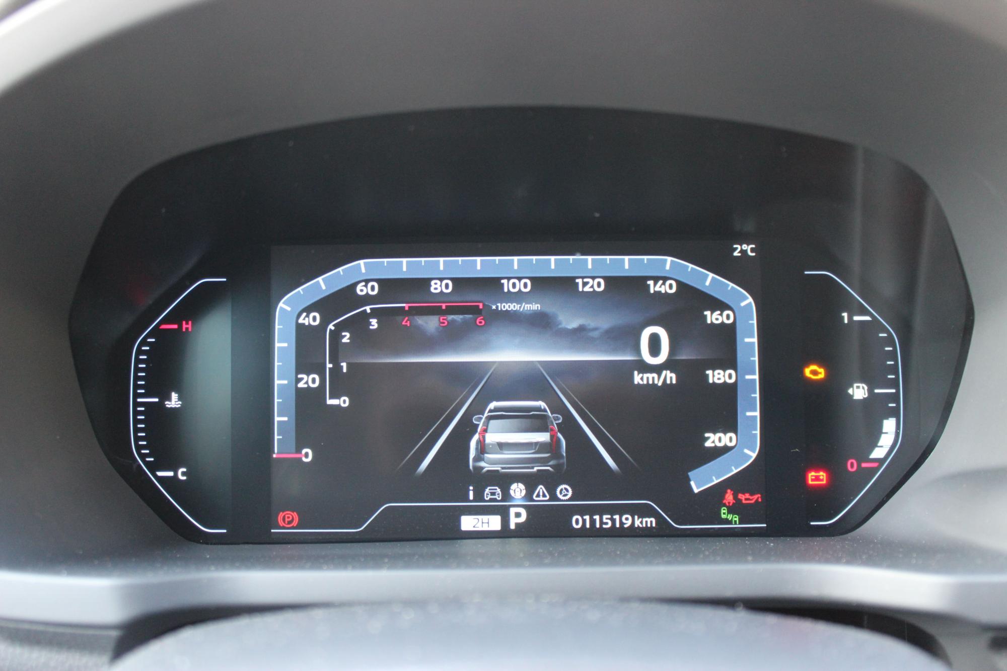 Тест-драйв Mitsubishi Pajero Sport: позашляховик, що зберіг "раму" та справжній повний привід