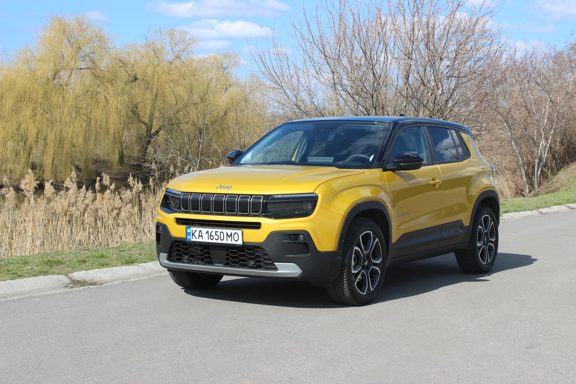 Тест-драйв Jeep Avenger: испытываем кроссовер плохими дорогами