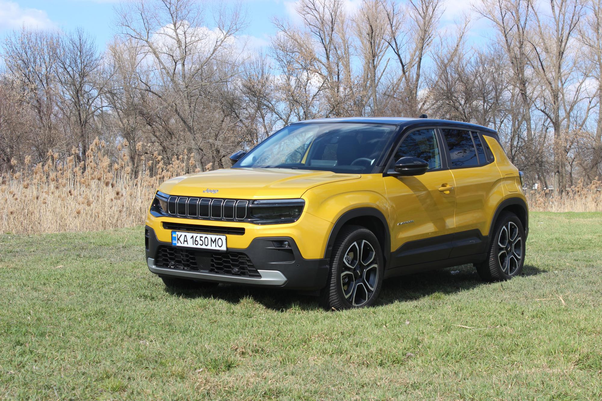 Тест-драйв Jeep Avenger: испытываем кроссовер плохими дорогами