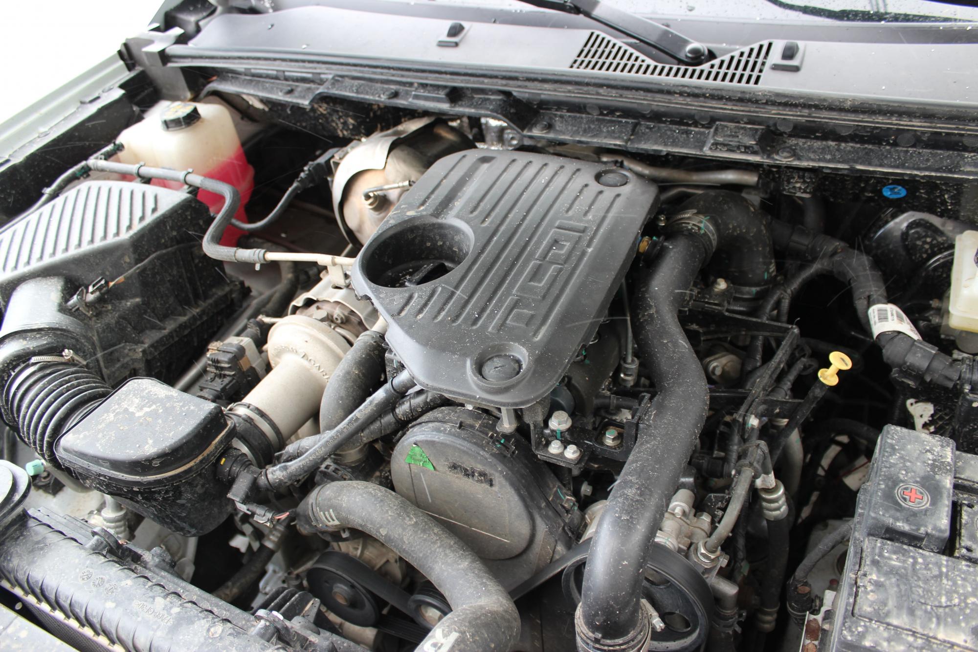 Тест-драйв Maxus T60: найдоступніший пікап на ринку проти міста та траси