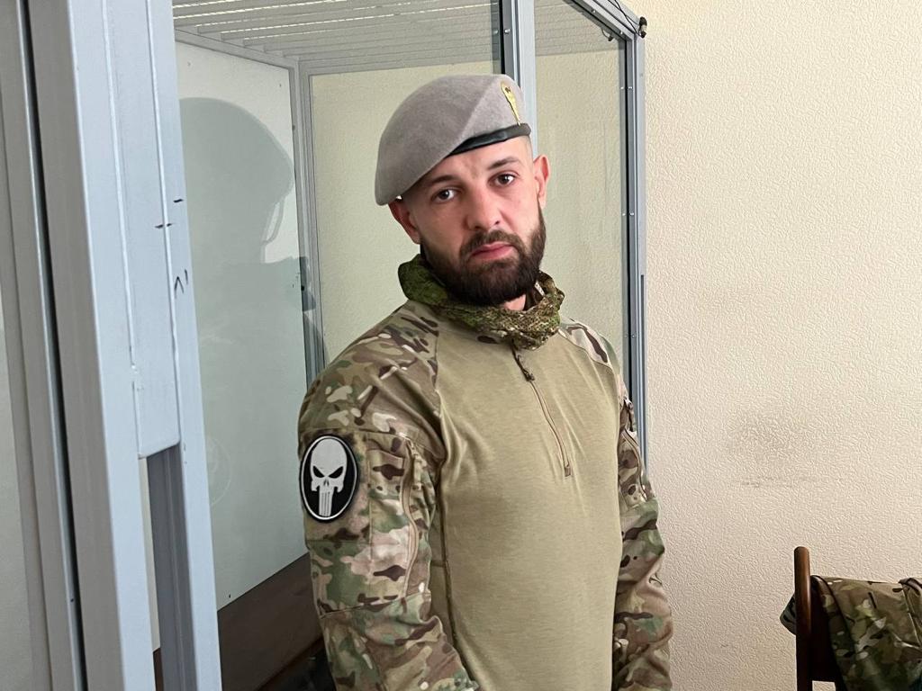 Шахраї на війні. Як лідерство і волонтерство можна використати у власних цілях