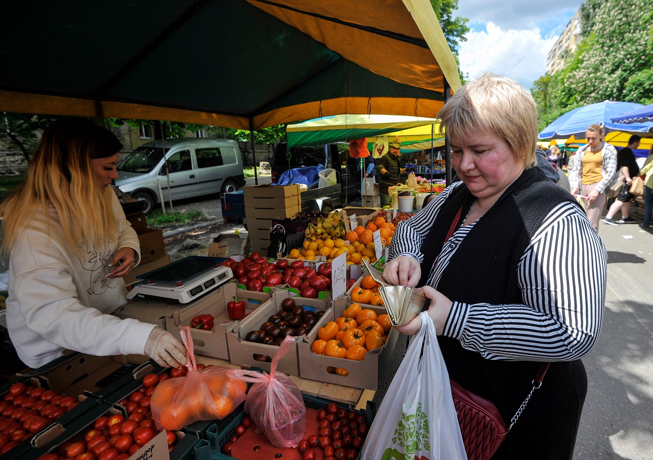 Попит повертається. Що купують українці в магазинах під час війни