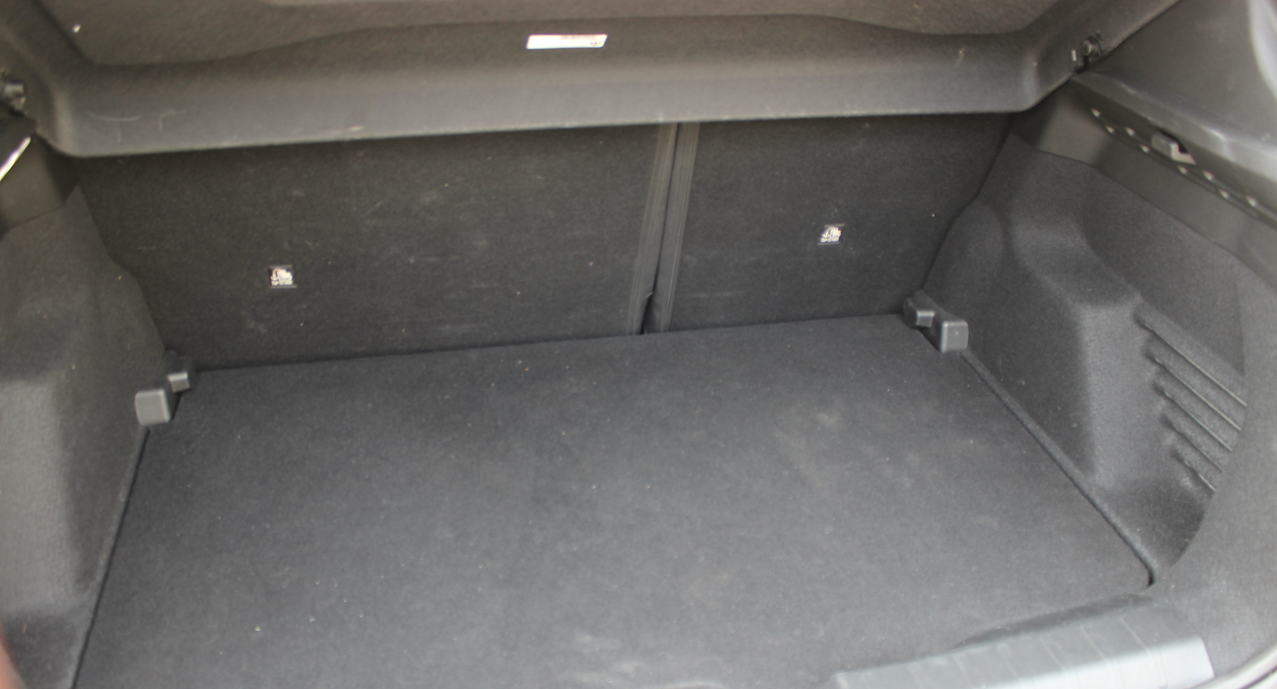 Тест-драйв Jeep Avenger: испытываем кроссовер плохими дорогами