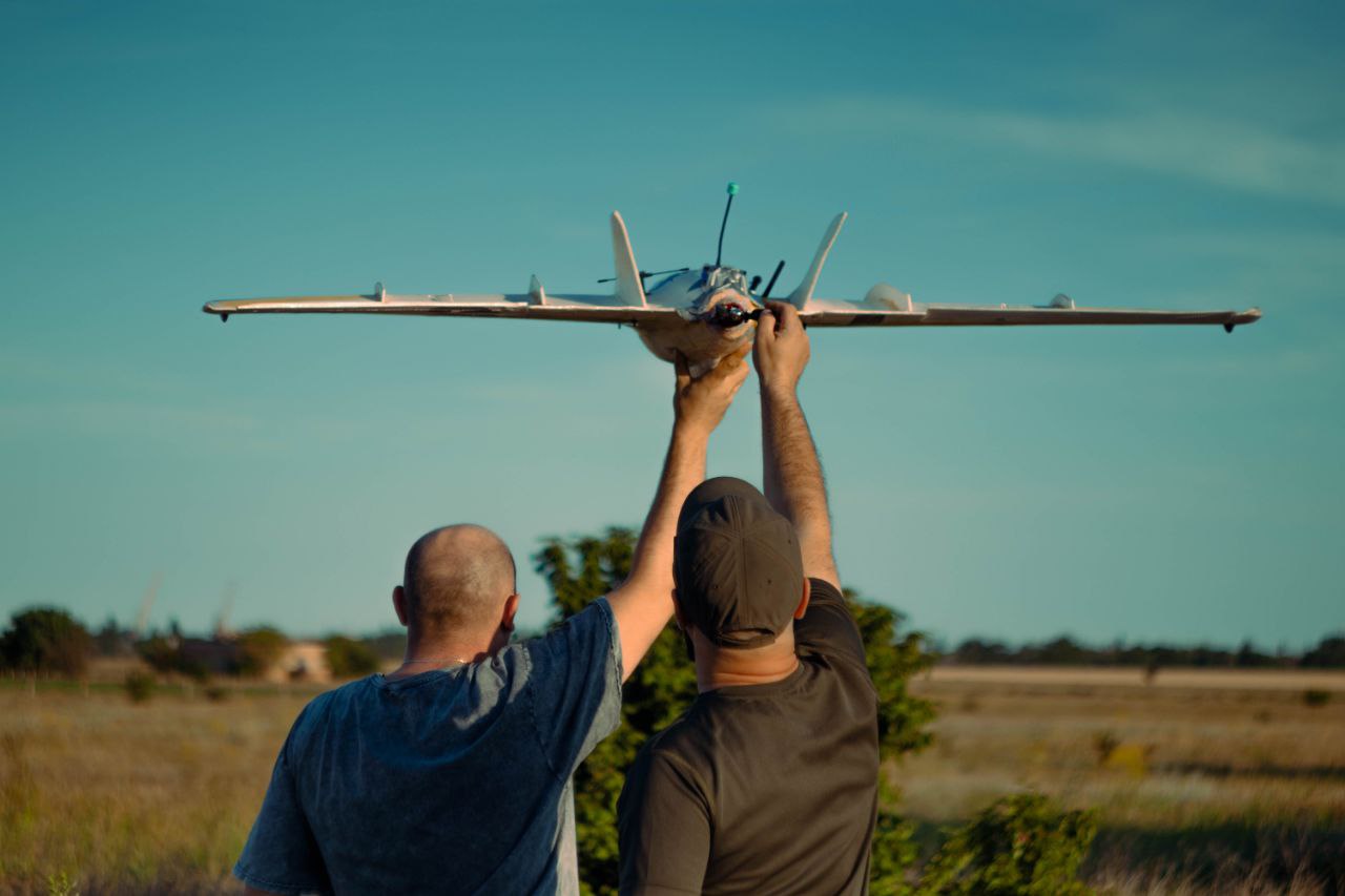 &quot;Один екіпаж за допомогою 30 дронів зупинив наступ&quot;. Як ветеран виготовляє БПЛА на фронт
